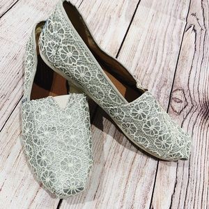 Silver sparkle and white lace embroidery TOMs 9.5